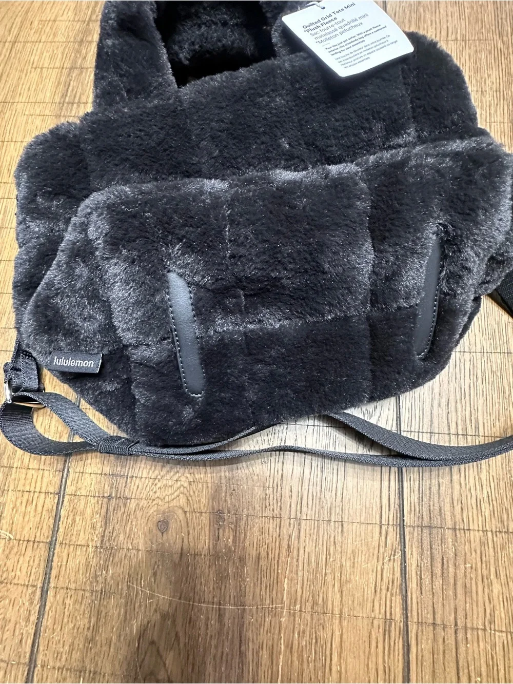 Lululemon Quilted Grid Tote Bag Mini 5L *Plush Fleece- NWT Black ⭐️